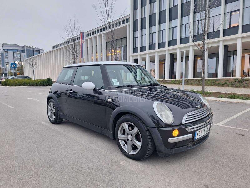MINI Cooper 