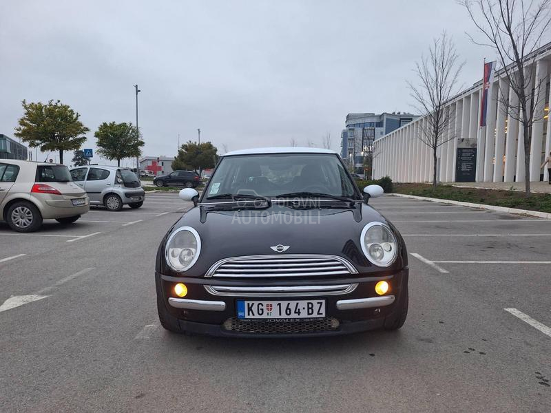 MINI Cooper 
