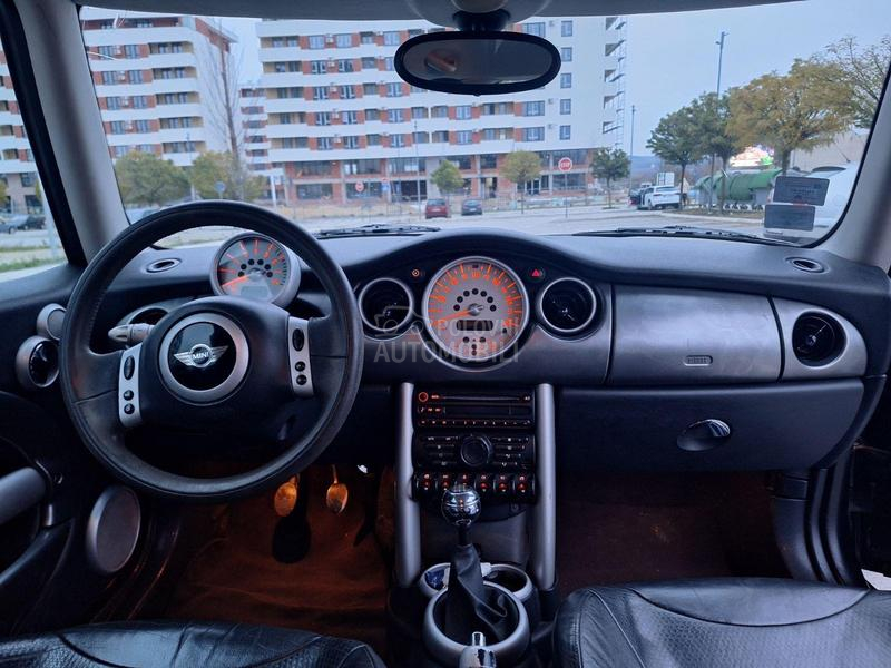 MINI Cooper 