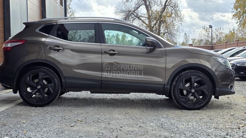 Nissan Qashqai 1.5 DCi FUL OPTION