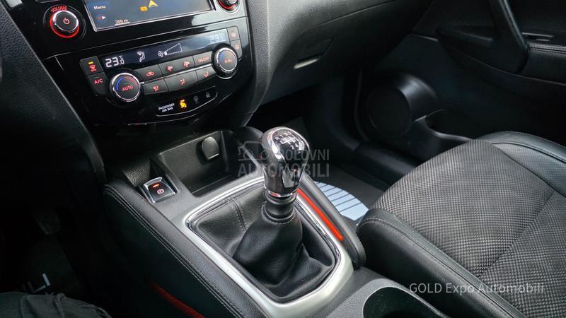 Nissan Qashqai 1.5 DCi FUL OPTION
