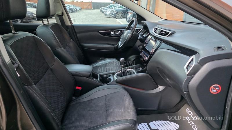 Nissan Qashqai 1.5 DCi FUL OPTION
