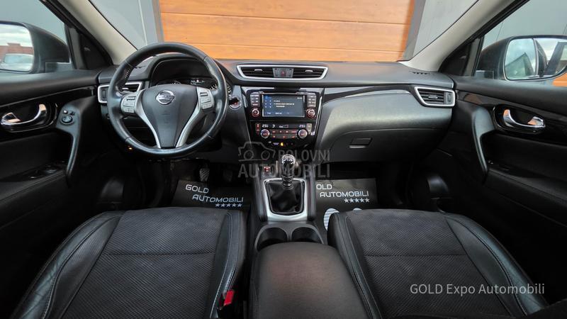 Nissan Qashqai 1.5 DCi FUL OPTION