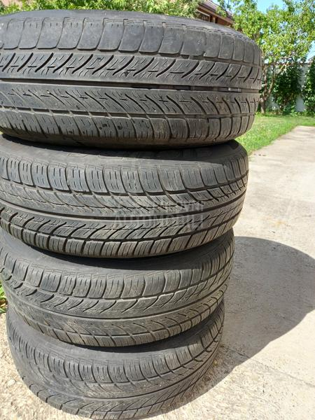 Aluminijumske felne dezent 15" 5 x 112