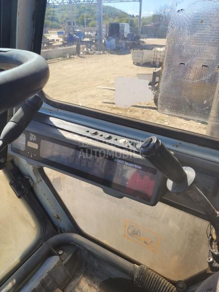 JCB Js 130w