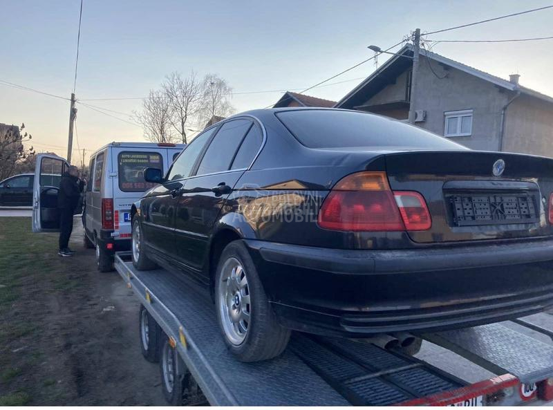 BMW Serija 3 2002. god. -  kompletan auto u delovima