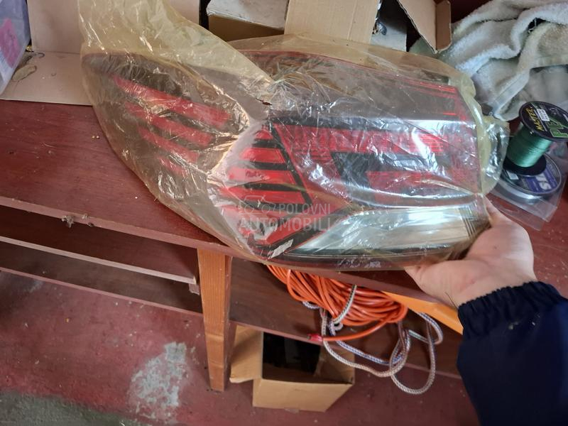 zadnji far za elantru