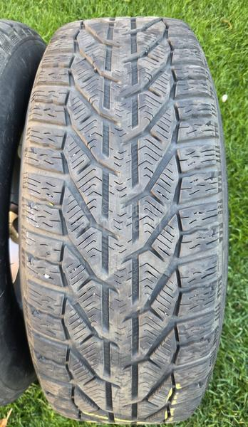 Tigar 235/65 R17 Zimska