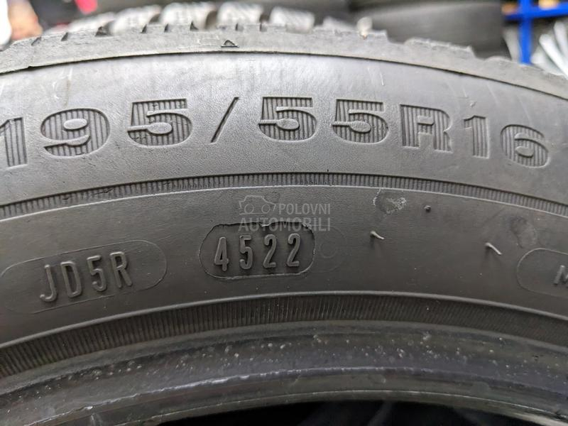 Dunlop 195/55 R16 Zimska