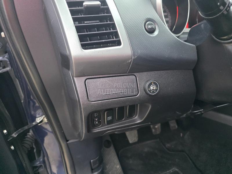 Mitsubishi Outlander 2.4b Tng 4x4