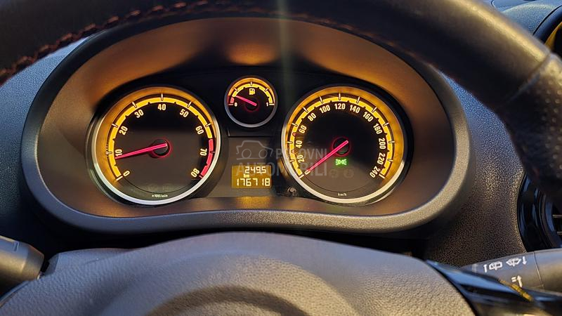 Opel Corsa D gsi