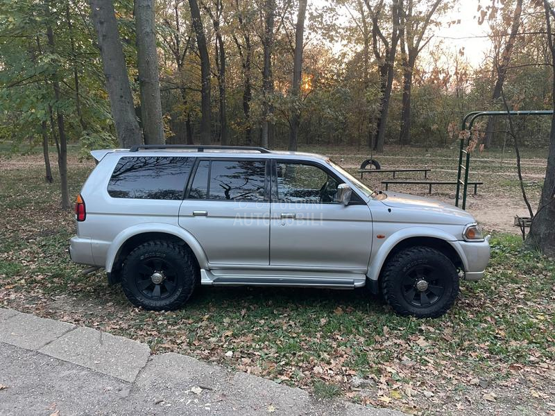 Mitsubishi Pajero Sport 3.0