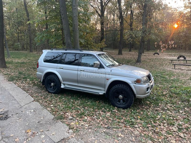 Mitsubishi Pajero Sport 3.0