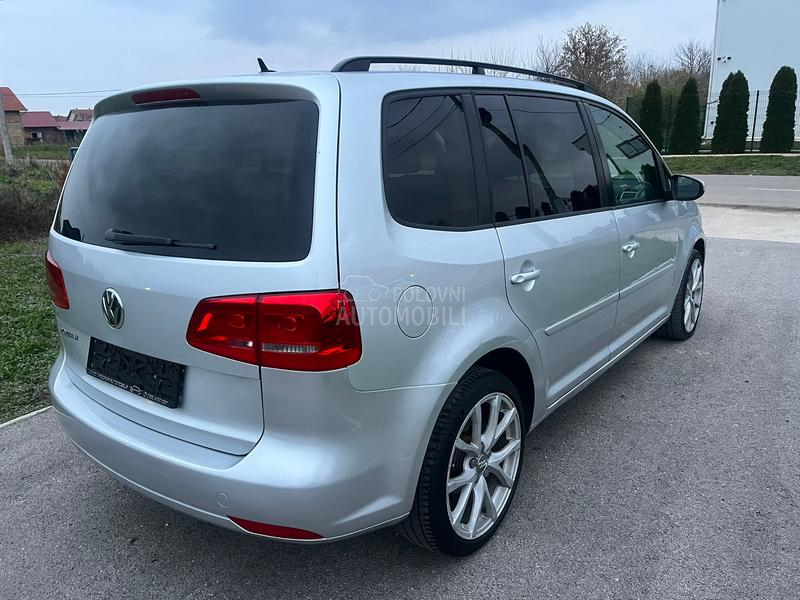 Volkswagen Touran 1.6  tdi DSG