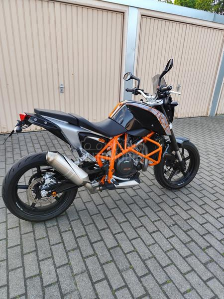 KTM 690