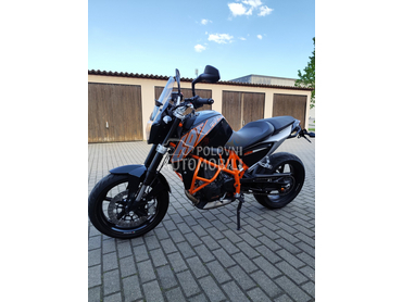KTM 690