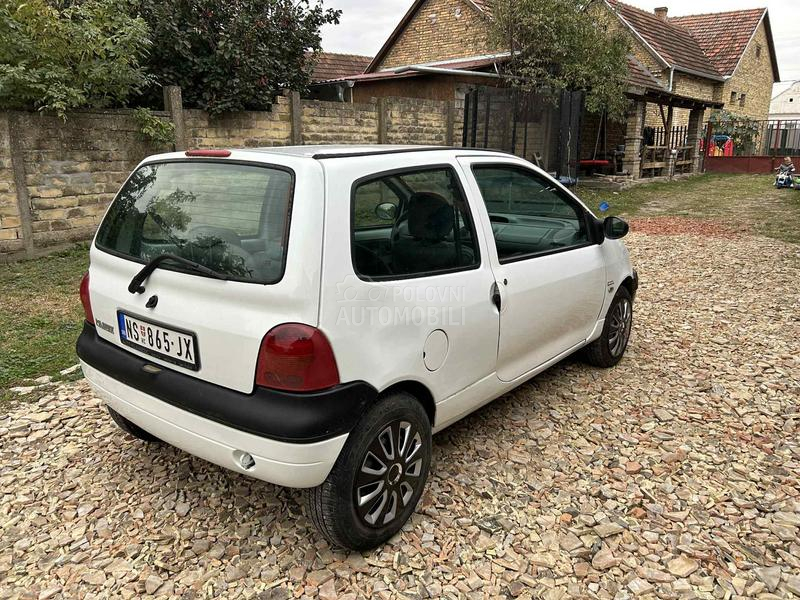 Renault Twingo 