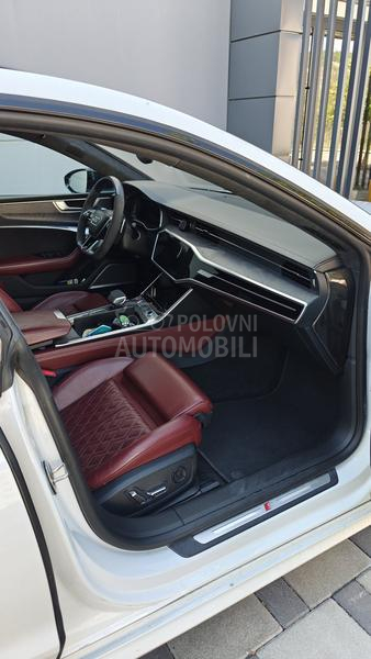 Audi A7 S7