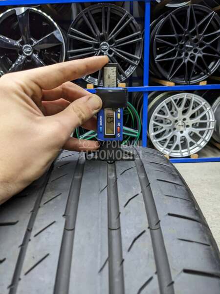 Continental 225/60 R18 Letnja