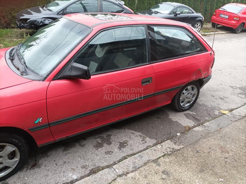 Opel Astra F vozdovac