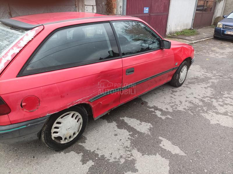 Opel Astra F vozdovac