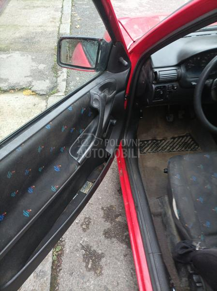 Opel Astra F vozdovac