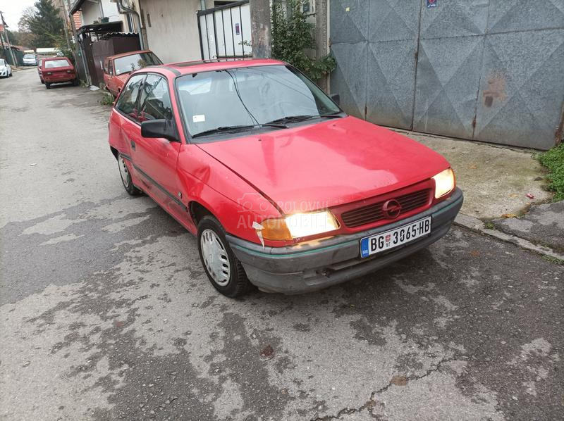 Opel Astra F vozdovac