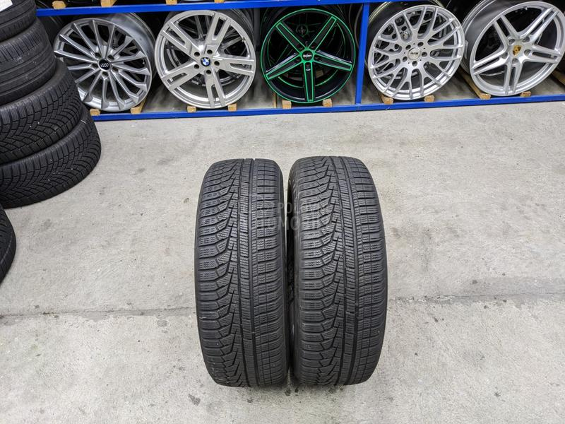 Hankook 205/60 R16 Zimska