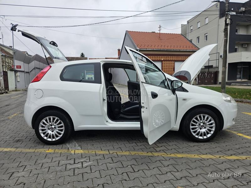 Fiat Grande Punto 1.2 8V BASE