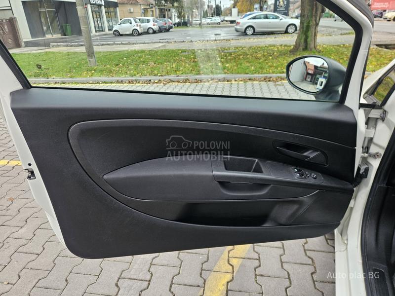 Fiat Grande Punto 1.2 8V BASE