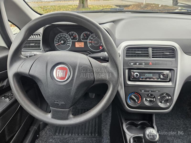 Fiat Grande Punto 1.2 8V BASE