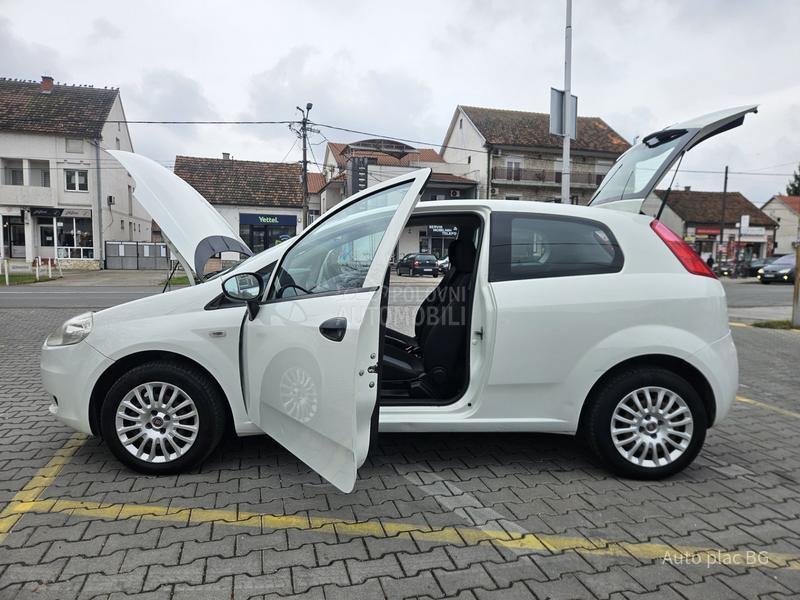 Fiat Grande Punto 1.2 8V BASE