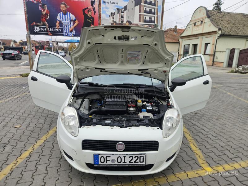 Fiat Grande Punto 1.2 8V BASE