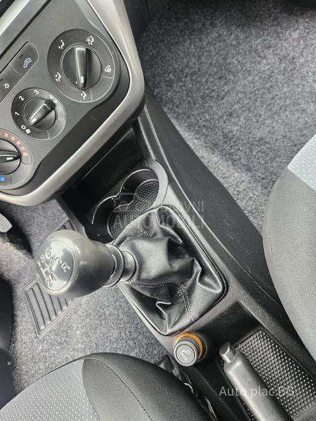 Fiat Grande Punto 1.2 8V BASE