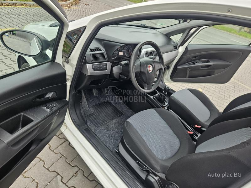 Fiat Grande Punto 1.2 8V BASE