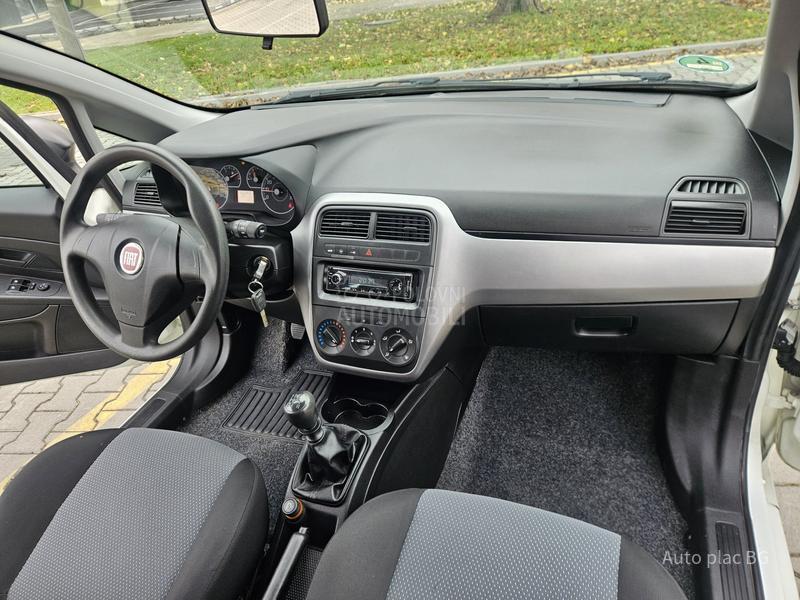 Fiat Grande Punto 1.2 8V BASE