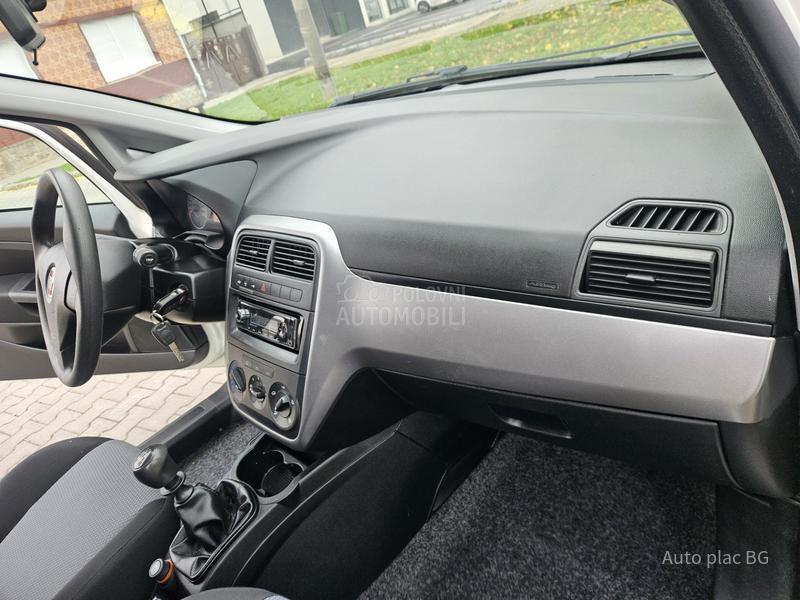 Fiat Grande Punto 1.2 8V BASE