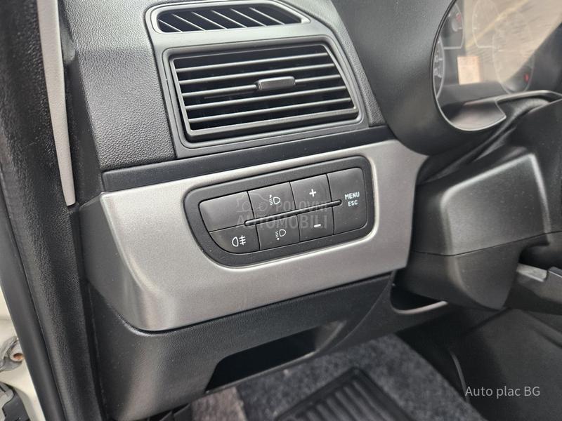 Fiat Grande Punto 1.2 8V BASE