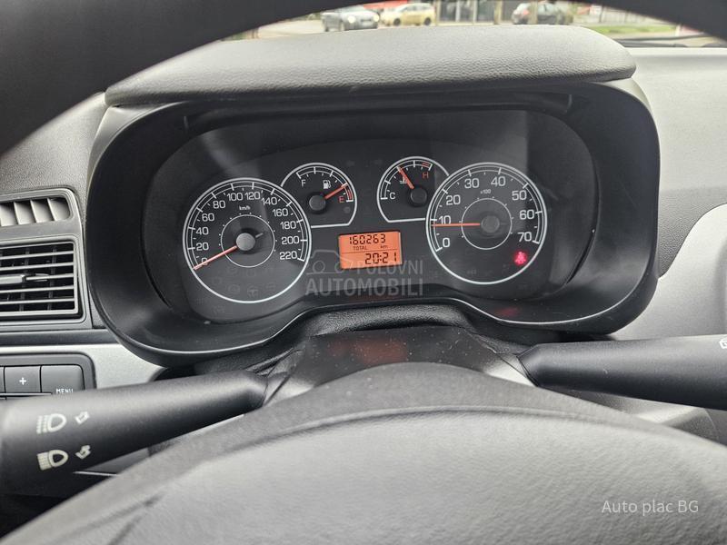 Fiat Grande Punto 1.2 8V BASE