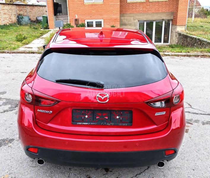 Mazda 3 //S A V R S E N A//