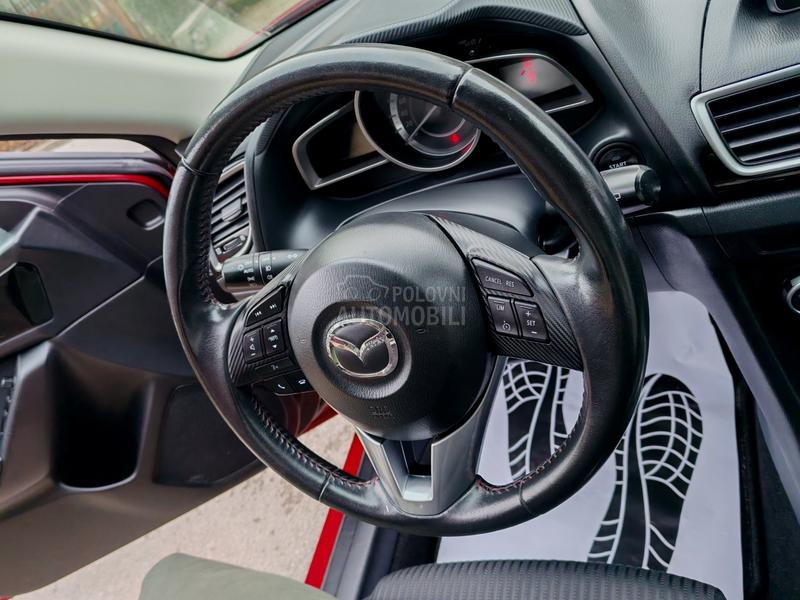 Mazda 3 //S A V R S E N A//