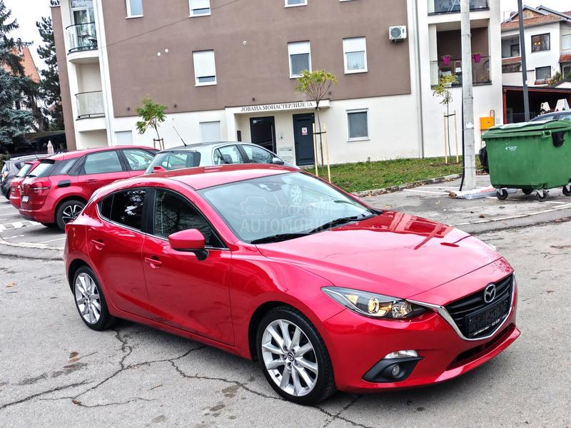 Mazda 3 //S A V R S E N A//