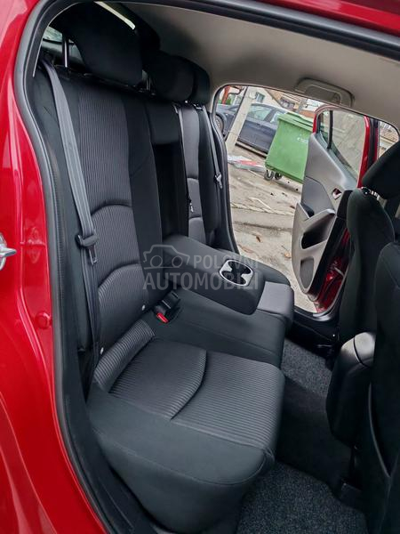 Mazda 3 //S A V R S E N A//