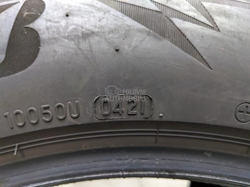 Bridgestone 235/50 R19 Zimska