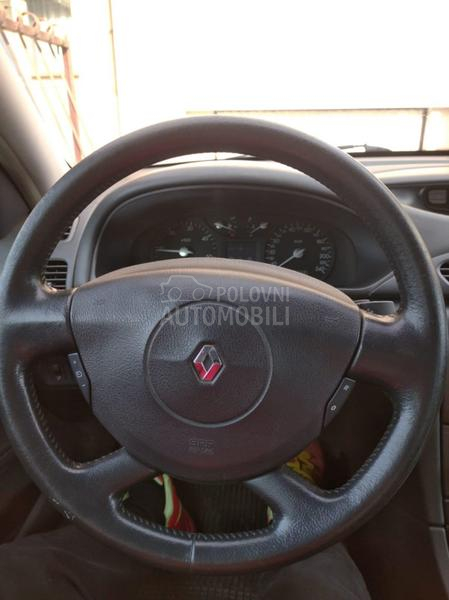 Renault Laguna 1.9