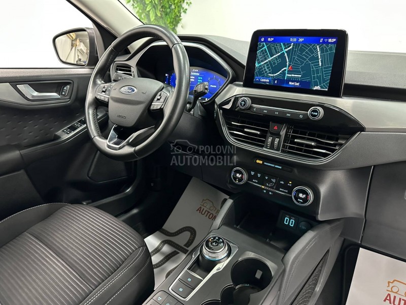 Ford Kuga 1.5 TDCI TITAN AUT