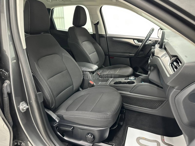 Ford Kuga 1.5 TDCI TITAN AUT