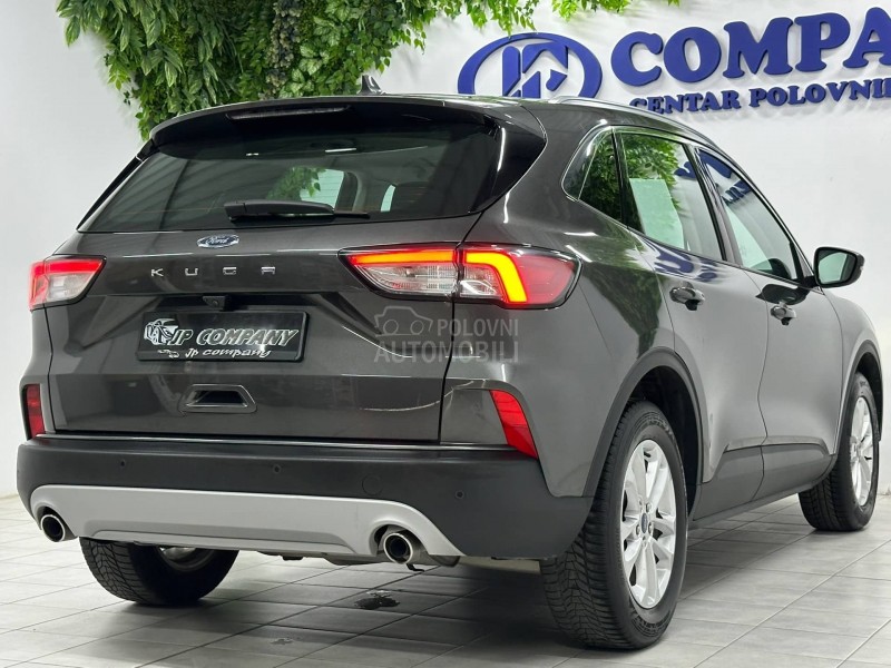 Ford Kuga 1.5 TDCI TITAN AUT