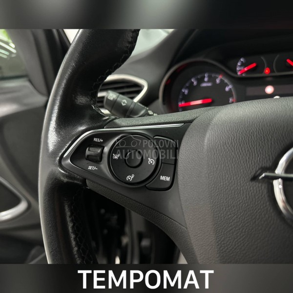 Opel Crossland X  1.5 CDTI INNOVATION