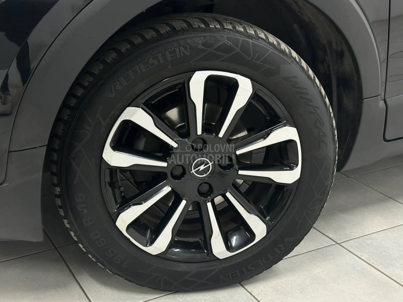 Opel Crossland X  1.5 CDTI INNOVATION